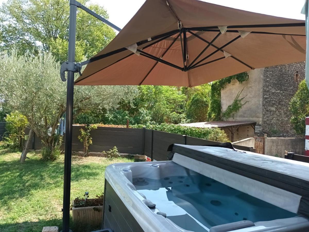 Saint-Martin-dʼArdèche Chambres D'Hotes & Jacuzzi - A L'Ombre Des Amandiers المظهر الخارجي الصورة